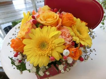 ハートBOXのアレンジ｜「アライ花店」　（山形県山形市の花キューピット加盟店 花屋）のブログ