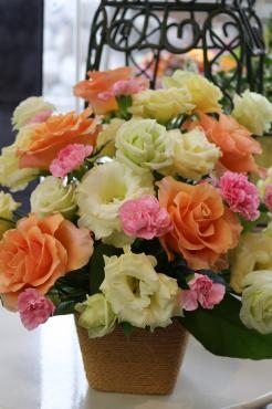 お誕生日アレンジ♬｜「アライ花店」　（山形県山形市の花キューピット加盟店 花屋）のブログ