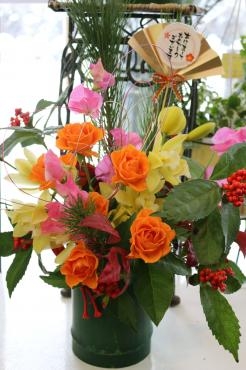竹筒正月アレンジ♬｜「アライ花店」　（山形県山形市の花キューピット加盟店 花屋）のブログ