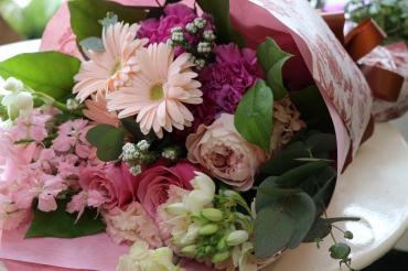 ピンク系花束♬｜「アライ花店」　（山形県山形市の花キューピット加盟店 花屋）のブログ