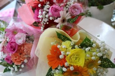 小さな花束♬｜「アライ花店」　（山形県山形市の花キューピット加盟店 花屋）のブログ