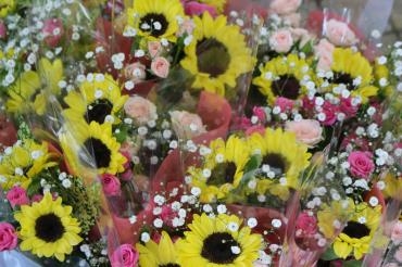 お届けいたしました花束♬｜「アライ花店」　（山形県山形市の花キューピット加盟店 花屋）のブログ