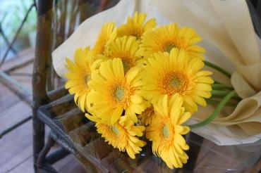 今日の花束♬｜「アライ花店」　（山形県山形市の花キューピット加盟店 花屋）のブログ