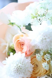 彼女への花束|「アライ花店」　（山形県山形市の花屋）のブログ